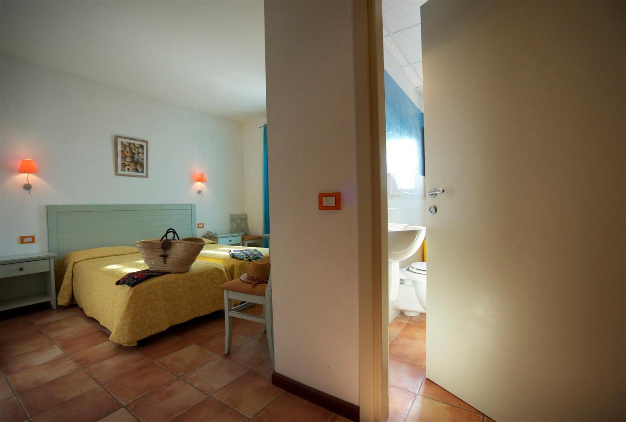 Hotel Villa Tramonto Direttamente Sul Mare San Vincenzo Extérieur photo