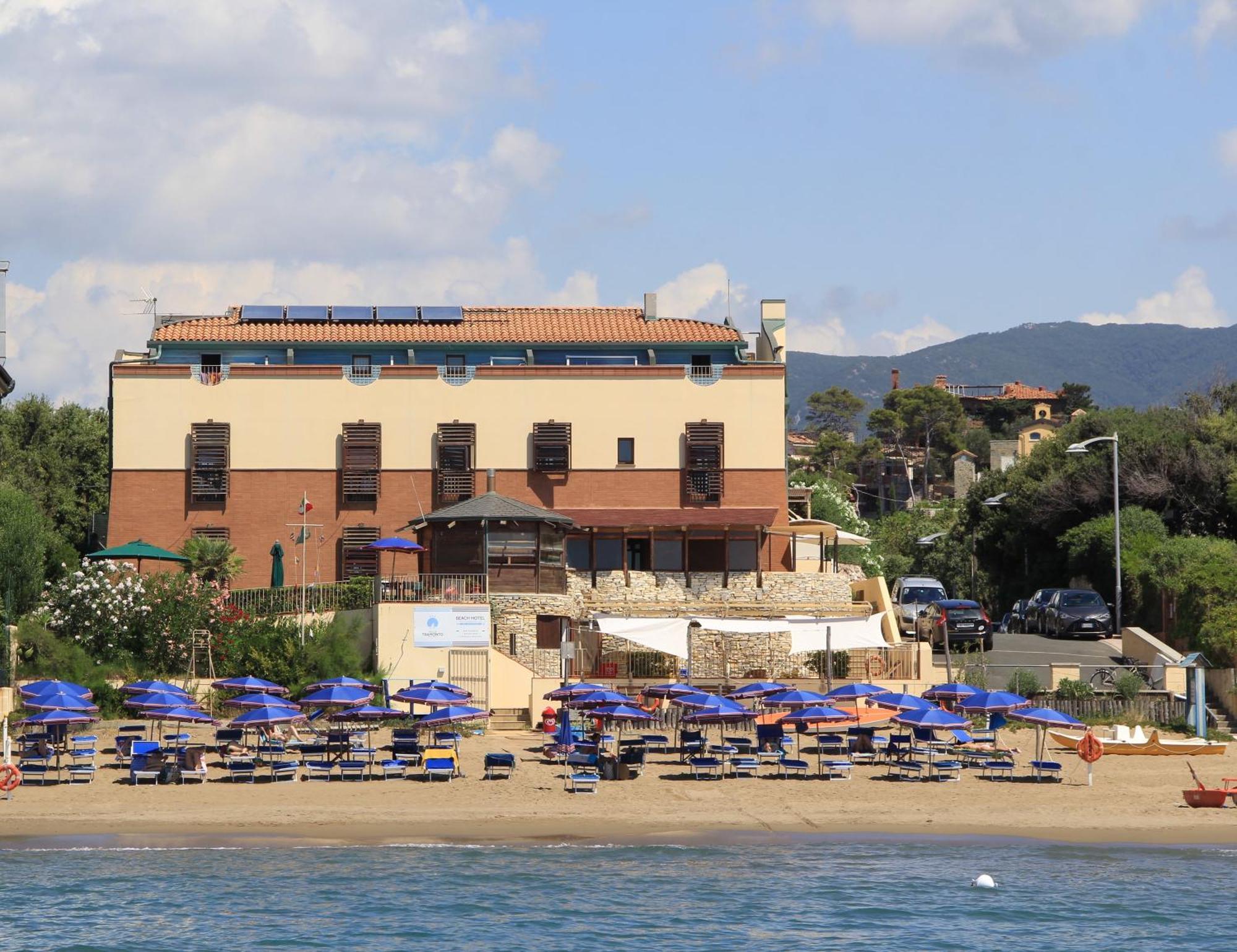 Hotel Villa Tramonto Direttamente Sul Mare San Vincenzo Extérieur photo